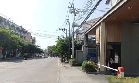 ให้เช่าบ้าน - ให้เช่า โฮมออฟฟิศ 4 ชั้น โครงการ พรีเมี่ยมเพลส เกษตร-นวมินทร์ ราคา 55,000 บาท/เดือน