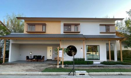 ขายบ้าน - บ้านหรูสไตล์ญี่ปุ่น สงบงาม เรียบหรู เหนือกาลเวลา สัมผัสประสบการณ์การอยู่อาศัยระดับพรีเมียม ในบ้านที่ออกแบบอย่างประณีต ผสานเสน่ห์ความเรียบง่าย