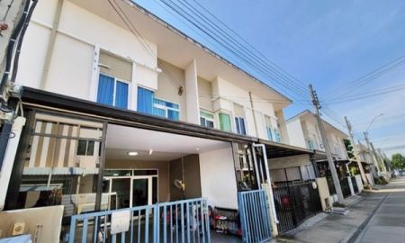 ขายบ้าน - ขาย ทาวน์โฮม คาซ่า ซิตี้ วัชรพล - เพิ่มสิน 4 ห้องนอน 2 ห้องน้ำ ตกแต่งสวย (Casa City Vacharaphol-Phoem Sin )