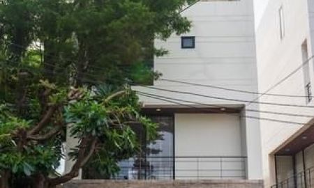 ให้เช่าบ้าน - ให้เช่าบ้านเดี่ยว 4 ชั้น 750 ตร.ม.4 ห้องนอน ย่านอารีย์ พญาไท พร้อมสระว่ายน้ำ เฟอร์บางส่วน ใกล้ BTSอารีย์ กระทรวงการคลัง เหมาะอยู่อาศัยและทำโฮมออฟฟิศ