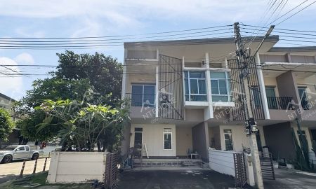 ขายทาวน์เฮาส์ - ฮาบิทาวน์ โฟลด์ ติวานนท์-แจ้งวัฒนะ แปลงมุม ทำเลดีติดถนนใหญ่