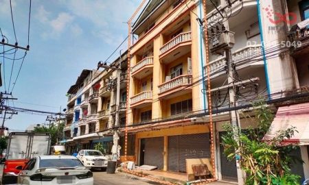 ขายอาคารพาณิชย์ / สำนักงาน - ขายอาคารพาณิชย์ 4.5ชั้น 36ตรว.คลองหนึ่ง คลองหลวง ใกล้นิคมอุตสาหกรรมนวนคร