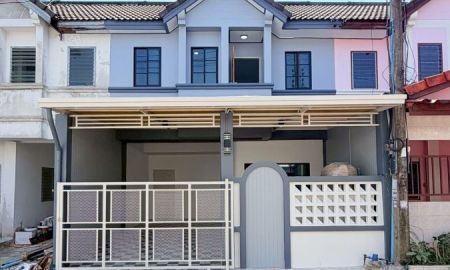 ขายทาวน์เฮาส์ - ขายทาวน์เฮ้าส์ หมู่บ้านแพรมาพร คลอง 11 (โทรสอบถามราคา)