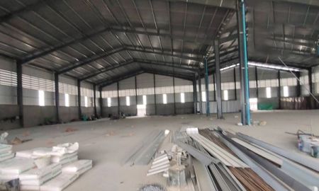 ให้เช่าโรงงาน / โกดัง - ให้เช่าโรงงาน/โกดัง/คลังสินค้า เนื้อที่ 2ไร่ 20 วา พื้นที่ใช้สอยขนาด 2,400 ตร.ม ออฟฟิศ ถนนเทพารักษ์ บางปลา 2 ราคาขาย 48 ล้านบาท