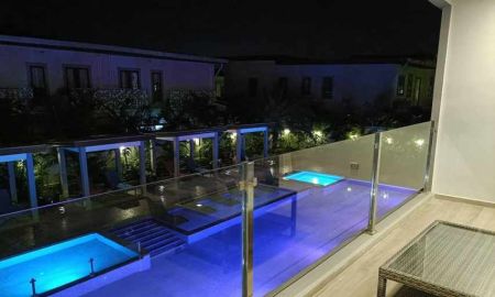 คอนโด - ขายหรือเช่าคอนโด Serenity Residence 3 ห้องนอน หลังตลาดร่มโพธ์ จอมเทียน