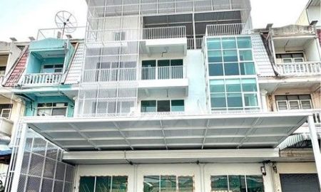 อาคารพาณิชย์ / สำนักงาน - ให้เช่า-ขายอาคาร 4 ชั้นครึ่ง 3 ห้องติดกัน 952 ตรม. ติดถนนรามคำแหง 60 ทะลุออกกรุงเทพกรีฑา7 ได้ ใกล้ MRT ลำสาลี