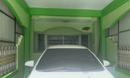 ขายทาวน์เฮาส์ - ขายทาวน์เฮ้าส์ หมู่บ้านพูนสินธานี 1 ซอยเคหะร่มเกล้า