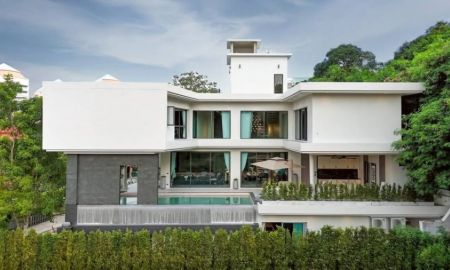 ขายบ้าน - บ้านเดี่ยวพลูวิลล่าหรู 3 ชั้น สร้างใหม่พร้อมเข้าอยู่ ถนนทัพพระยา ใกล้ทะเลจอมเทียน