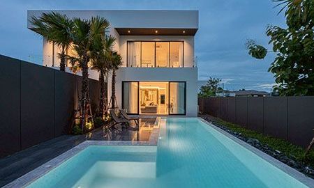 ให้เช่าบ้าน - ให้เช่า พูลวิลล่าใน มบ.เวิร์ลคลับแลนด์ บ้านดีไซน์โมเดิร์นสวยโดดเด่น