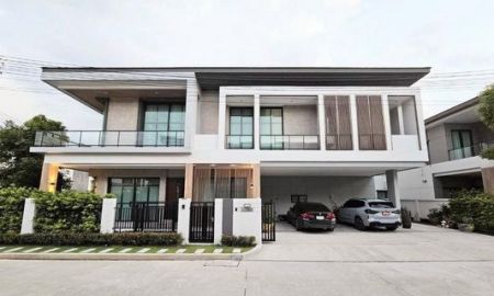 ให้เช่าบ้าน - ให้เช่า] หมู่บ้าน บางกอก บูเลอวาร์ด วิภาวดี - พหลโยธิน / 4 ห้องนอน 5 ห้องน้ำ / 86 ตรว. 440 ตรม. **90,000**