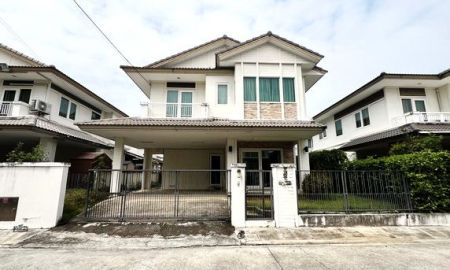 ให้เช่าบ้าน - ให้เช่า] หมู่บ้าน มัณฑนา บางนา กม.13 / 3 ห้องนอน 3 ห้องน้ำ / 50 ตารางวา 170 ตารางเมตร **27,000**