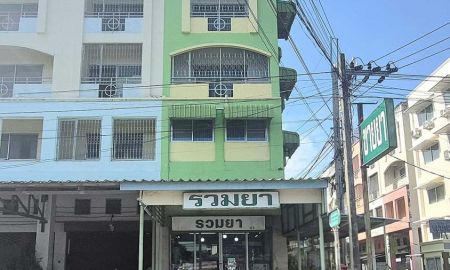 ขายอาคารพาณิชย์ / สำนักงาน - ขาย อาคารพาณิชย์ 4 ชั้น โครงการเฉลิมพระเกียรติ บางศรีเมือง พื้นที่เยอะ หลังมุม ติดถนน 4 เลน ราคาสุดพิเศษ