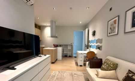 ขายคอนโด - ขายคอนโดอยู่เจริญ เรสซิเดนซ์ ทาวน์อินทาวน์-ศรีวรา ลาดพร้าว94 พื้นที่ 48.95 ตรม. ชั้น 1 มี 2 ห้องนอน สภาพสวยตกแต่งแล้ว พร้อมเข้าอยู่ ใกล้ทางด่วนศรีรัช