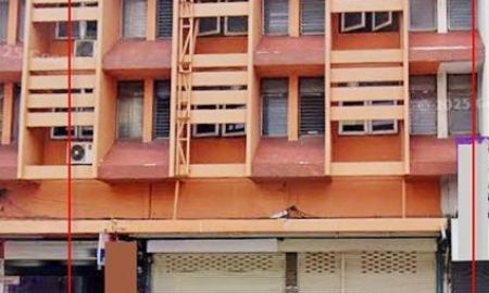 ให้เช่าอาคารพาณิชย์ / สำนักงาน - 6นอน ให้เช่าอาคารพาณิชย์ 3ชั้น 2คูหา 38ตร.วา. 450ตร.ม. แฮปปี้แลนด์ MRTบางกะปิ 1.5กม. ทำเลดี ติดถนนใหญ่ คลีนิค ร้านมือถือ 6น้ำ เดอะมอลล์