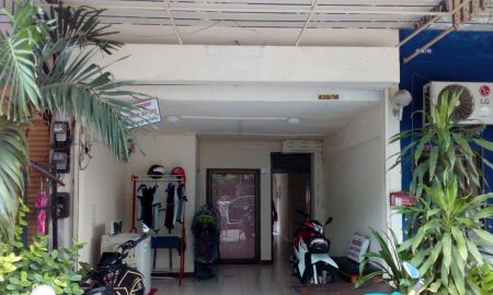 ขายอพาร์ทเม้นท์ / โรงแรม - ขายห้องเช่าอพาร์ทเม้นท์ ขายห้องเช่าอพาร์ทเม้นท์ เป็นห้องพัก 9ห้อง9ห้องน้ำพร้อมเฟอร์นิเจอร์