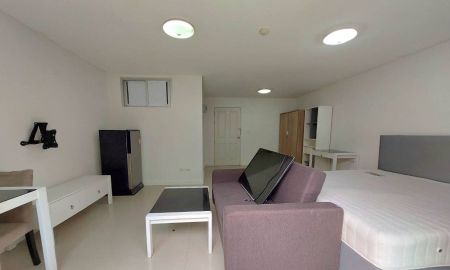 คอนโด - ขาย/เช่าคอนโด เดอะไรส์บี 30 ตรม. ชั้น 1 เปิดร้านขายของได้ ราคาต่ำกว่าประเมินกรมฯ หลังเซ็นทรัลชลบุรี