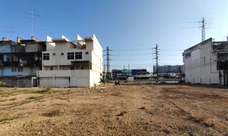 ขายที่ดิน - ขายที่ดินทำเลทองเมืองราชบุรี 7-2-06 ไร่ถมแล้วเเถมสร้างสิ่งปลูกสร้าง ติดถนนเพชรบุรีใกล้ห้างบิ๊กซี จังหวัดราชบุรี ราคาขายไร่ล่ะ 10.9 ล้านบาท