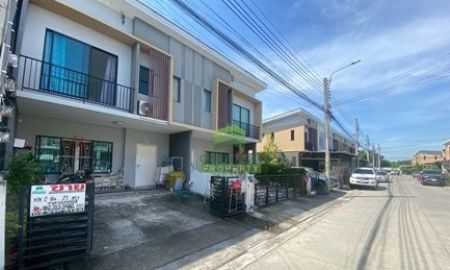 ขายทาวน์เฮาส์ - หมู่บ้านเดอะคอนเนค สวนหลวง อ่อนนุช ขายด่วน ทาวน์โฮมสไตล์โมเดิร์น 2 ชั้น เนื้อที่ 21 ตร.ว ทำเลดี ใกล้ BTS อุดมสุข