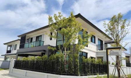 ให้เช่าบ้าน - ให้เช่าบ้านหรู โครงการ Britania Bangna km.26 DOUBLE VOLUME สูง 6 เมตร (หลังใหญ่สุด)