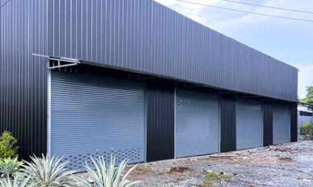 ให้เช่าโรงงาน / โกดัง - ให้เช่าโกดังใหม่ 300ตร.ม. สารีบุตร ฉลองกรุง1-10 ตลาดนัดวินวินสุวรรณภูมิ 3.8 กม สโมสรกีฬาเอชแอนด์เอ 1.0 ม.75 ตร.วา. ติดถนนใหญ่ ทับยาว