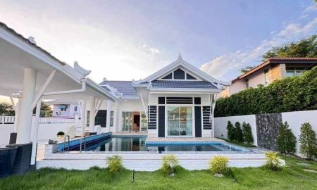 ให้เช่าบ้าน - บ้านพลูวิลล่าให้เช่า 5 ห้องนอน บ้านไทยการ์เด้นฮิลล์ หนองปรือ