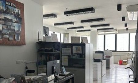 ขายอาคารพาณิชย์ / สำนักงาน - ขายออฟฟิศ อาคารชำนาญเพ็ญชาติบิสซิเนสเซ็นเตอร์ ห้วยขวาง พื้นที่ 796.47 ตรม.