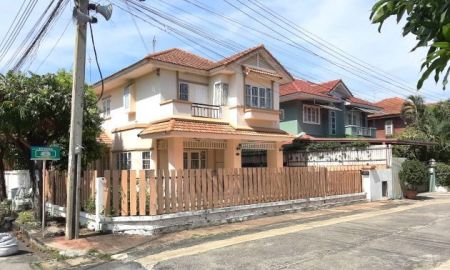 ขายบ้าน - บ้านเดี่ยว ม.สินเพชร จันทน์ทองเอี่ยม บางบัวทอง 59.5 ตรว. 3 นอน 2 น้ำ 4 จอด ในบ้าน (นอก 4 จอด)