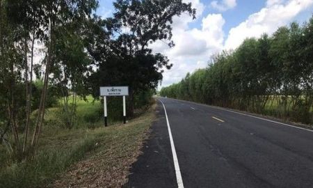 ขายที่ดิน - ขายที่ดิน 6ไร่82ตรว. 2.8ล้านบาท ติดถนนหลัก3014 ต.เพี้ยราม อ.เมือง สุรินทร์