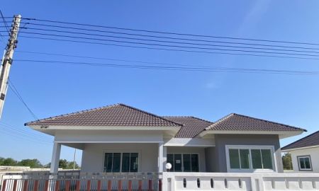 ขายบ้าน - ขายบ้านเดี่ยว หลังใหญ่ พื้นที่เยอะ โครงการบารมี ระยอง