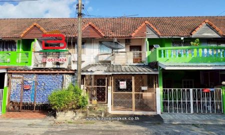 ขายทาวน์เฮาส์ - ทาวน์เฮาส์ เนื้อที่ 20.1 ตร.ว. หมู่บ้าน นฐดา คลอง 2 (ซอยรังสิต-นครนายก 60) ถนนรังสิต-นครนายก ตำบลประชาธิปัตย์ อำเภอธัญบุรี ปทุมธานี