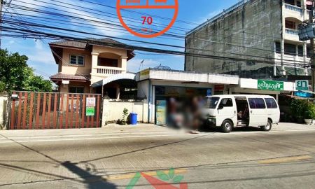 ขายบ้าน - ขายบ้านสร้างเองพร้อมล็อคขายของ ขนาด70ตรว. ถ.ช่างอากาศอุทิศ แยกศิริสุข ทำเลดี ราคาพร้อมคุย