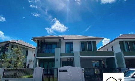 ให้เช่าบ้าน - ให้เช่าบ้านเดี่ยว 2 ชั้นในสนามกอล์ฟ บ้านฉาง ระยอง พร้อมเฟอร์นิเจอร์ครบ