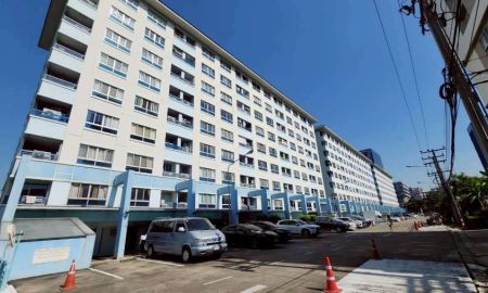 ขายคอนโด - ขายคอนโดลุมพินี เพลส สาทร ชั้น 1 ทำออฟฟิศ/ค้าขายได้ 61 ตรม. ใกล้ BTS สาทร