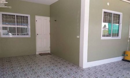 ขายทาวน์เฮาส์ - ขายทาวน์เฮ้าส์ชั้นเดียว โครงการครันทรีวินเลจ2 ต.บึง อ.ศรีราชา ชลบุรี พร้อมเข้าอยู่