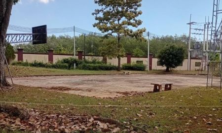 ขายโรงงาน / โกดัง - ขายโรงงานพื้นที่สีเเดงที่ดิน 27ไร่เศษ พร้อมบ้านขนาดใหญ่ มีโกดัง2 หลัง มีออฟฟิศ บ้านพักคนงาน พร้อมใช้งาน บ้านเเกลง ระยอง ราคาขาย150ล้าน