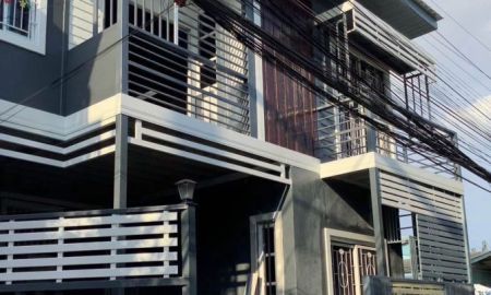 ให้เช่าบ้าน - บ้าน2ชั้นหลังมุมให้เช่า เดือนละ 16,000 บาท อยู่ถนนซอย กรุงเทพกรีฑา7