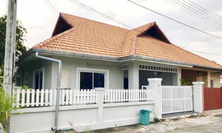 ให้เช่าบ้าน - ให้เช่าบ้านเดี่ยวชลบุรี ชั้นเดียว. หมู่บ้าน บางเสร่ กรีนฟิล. แต่งสวยพร้อมอยู่