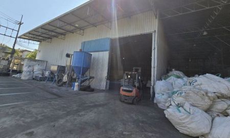 ขายโรงงาน / โกดัง - ขายโรงงานรีไซเคิลพลาสติก นิคมพัฒนา ระยอง เนื้อที่ 8 ไร่ ผังม่วง โกดัง 4 ไร่/ห้องพักพนักงาน 50 ห้อง
