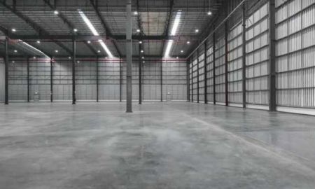 ให้เช่าโรงงาน / โกดัง - ให้เช่าโกดัง คลังสินค้า 3,997 ตรม. เขตปลอดอากร (Free Zone) ย่านถนนบางนา-ตราด บางปะกง