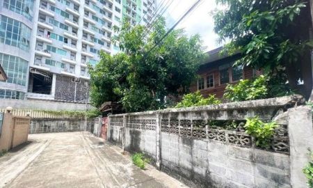 ขายที่ดิน - ที่ดิน 99ตรว.พร้อมสิ่งปลูกสร้าง บ้าน นครอินทร์ พระราม5 ใกล้ สี่แยกติวานนท์ ใกล้ถนนใหญ๋เดิน2นาที สะดวกแม้ไม่ใช้รถ ใกล้ บิ๊กซี ติวานนท์, MRT