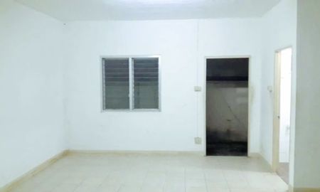 ให้เช่าทาวน์เฮาส์ - ตลาดรวยมาร์เก็ต 750 ม. ให้เช่าทาวน์เฮ้าส์ 2ชั้น 3นอน ปั๊ม ปตท. ประชาอุทิศ-สุขสวัสดิ์ 550 ม. 2 น้ำ 20 ตร.วา. 160ตร.ม.