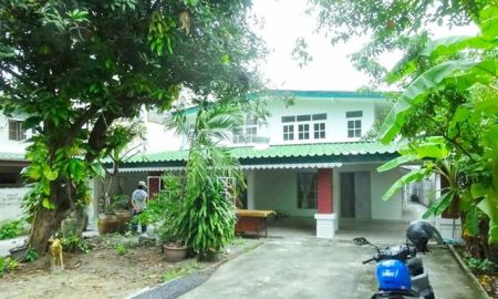 ให้เช่าบ้าน - ถ.สิรินธร ให้เช่าบ้าน2 ชั้น หลังใหญ่ 5นอน MRTบางยี่ขัน 2กม. ตั้งฮั่วเส็ง 750 ม.127ตร.วา.380 ตร.ม. รีโนเวทใหม่ 3น้ำ บางพลัด