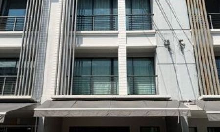 ให้เช่าทาวน์เฮาส์ - ให้เช่า] หมู่บ้าน บ้านกลางเมือง รัตนาธิเบศร์ / 3 ห้องนอน 3 ห้องน้ำ / 18 ตรว. 150 ตรม. **22,000**