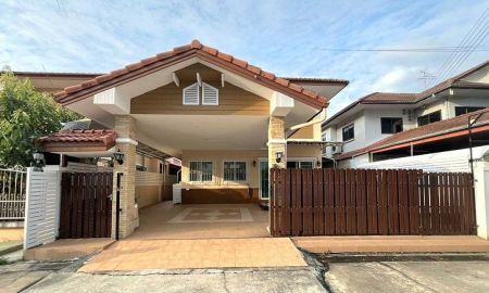 ขายบ้าน - บ้านเดี่ยว 2 ชั้น โครงการสุขสันต์ 6 ถนนกาญจนาภิเษก เฟอร์นิเจอร์ Buit-in ทั้งหลังปรับปรุงใหม่ และ ต่อเติม ในราคาพิเศษสุดๆ พร้อมจัดสินเชื่อฟรี