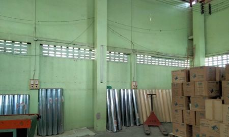 ขายโรงงาน / โกดัง - ขายโกดังพุทธมณฑลสาย7 ถนนซอยกว้างรถใหญ่เข้าออกได้