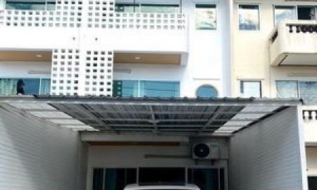 ให้เช่าทาวน์เฮาส์ - ให้เช่า] ทาวน์โฮม 3 ชั้น รามอินทรา ซอย 8 / 4 ห้องนอน 3 ห้องน้ำ / 22 ตรว. 200 ตรม. **32,000**