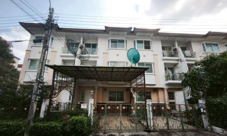 ขายบ้าน - ทาวน์โฮม 3 ชั้น โครงการศุภาลัย พาร์ควิลล์2 พหลโยธิน48