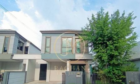 ขายบ้าน - ขายด่วน บ้านแฝด 2 ชั้น หลังริมในสุด หมู่บ้านเวนิว ไอดี พระราม 5 เนื้อที่ 40.5 ตร.ว พื้นที่ใช้สอย 158 ตร.ม