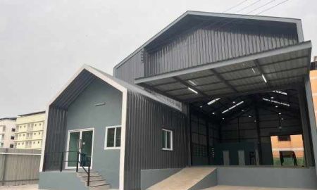 ให้เช่าโรงงาน / โกดัง - ให้เช่าโกดัง คลังสินค้าพร้อมออฟฟิศหรูสร้างใหม่ พื้นที่สีม่วงเข้ม ขนาด 735 ตรม. ย่านคลองหลวง