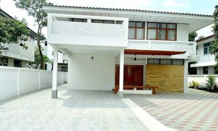 ให้เช่าบ้าน - วชิรธรรมสาธิต53-59 4นอน MRT สวนหลวง ร.9 1.4 กม. บ้านสุดหรู 80 ตร.วา. สุขุมวิท101/1 ประวิทย์และเพื่อน จัดเต็มเฟอร์ฯ